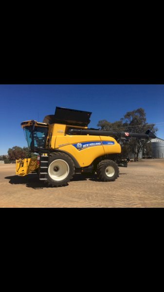 2021 New Holland CR10.9 Header