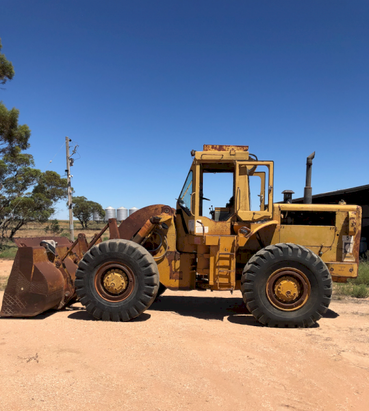 Under Auction - (A246) CAT 966C Front End Loader 