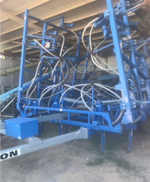 2014 Gason Scaritill Bar with 1890 RT2 Air Cart