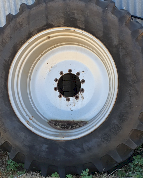 Firestone 20.8R42 Tyres and Rims