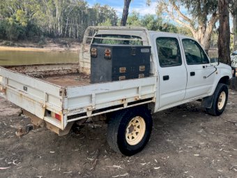 2001 Toyota Hilux Twin Cab Ute