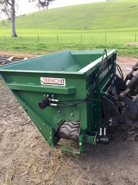 Trenchit Side Discharge Bucket