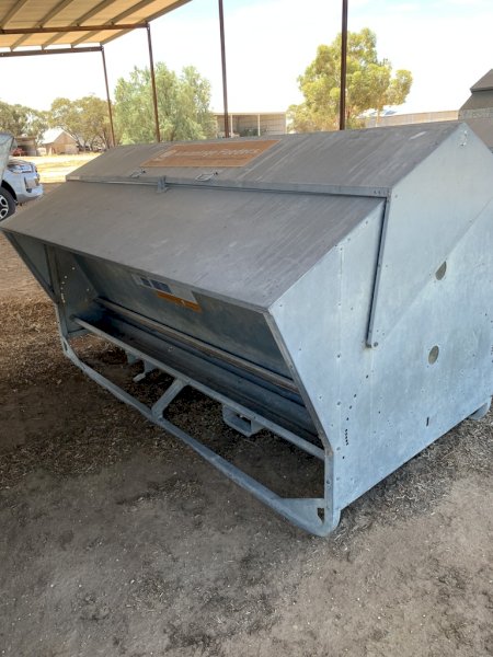 Advantage Feeder 2.5 tonne