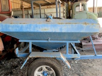 Mobile Grain Feeder