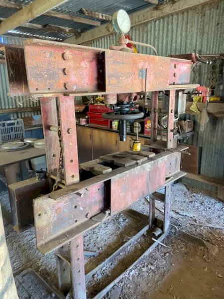 60 ton Press