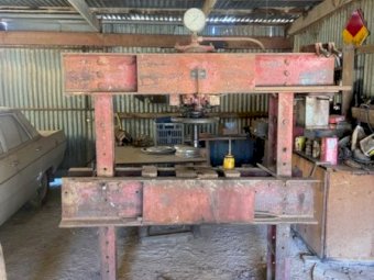 60 ton Press