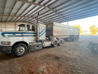1994 LTS 9000 Prime Mover with 1979 Alcan 32 ft Tipper
