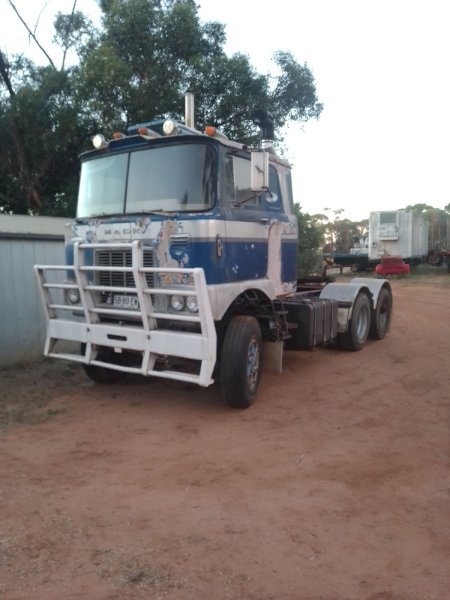 1978 Mack FR700 Prime Mover
