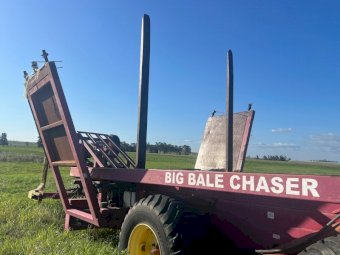 Jadan  Bale Stacker