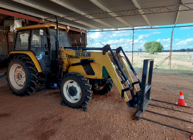 1990 Merlin Tractor