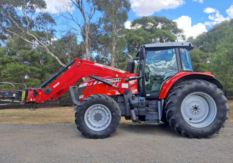 2018 Massey Ferguson 7614 FWA Tractor