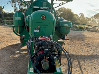 2005 Goldacres Prairie Boom Spray