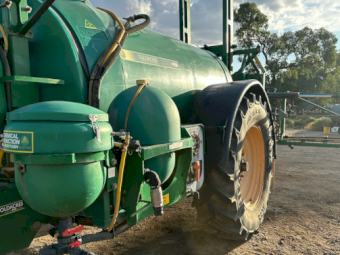 2005 Goldacres Prairie Boom Spray