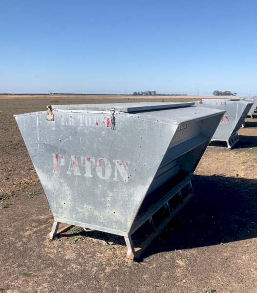 1.5 tonne Paton Feeders x 4