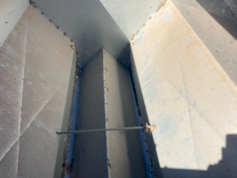 1.5 tonne Paton Feeders x 4