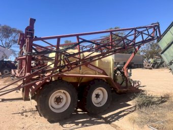 Older Hardi 4228
