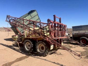 Older Hardi 4228