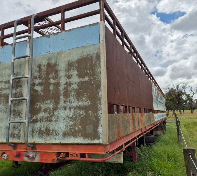 43ft Bunnco Single Deck Stock Crate