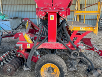 28 run Duncan MK4 Seeder