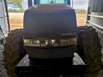 Case IH MX 270 Tractor
