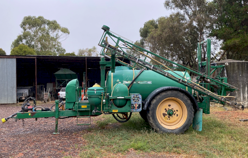 2009 Goldacres Prairie 4000 litre Boomspray