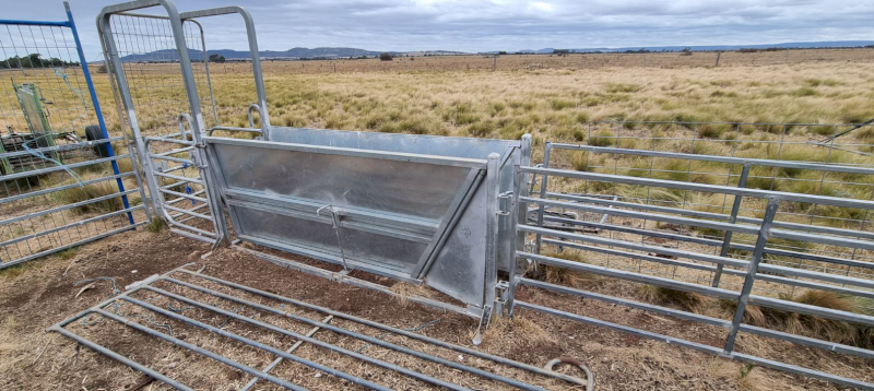 Aussie Steel Semi Portable Yards PRICE REDUCED 