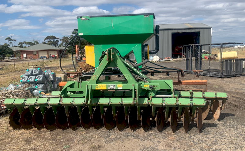 2012 Amazone Catros 4001 Disc with PJ Green Seeder