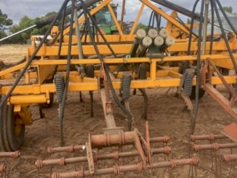 AFM 2069 46ft Seeder Bar