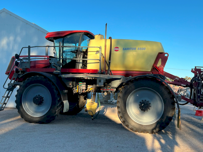 2013 Hardi Saritor 5500 Self Propelled Sprayer