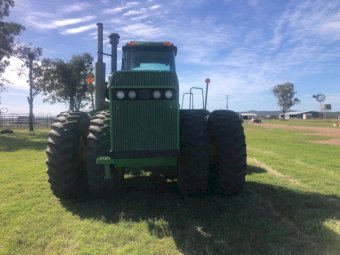 1995  John Deere 8770 Tractor