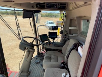 Under Auction - (A254) 2013 CASE 9230 Combine 