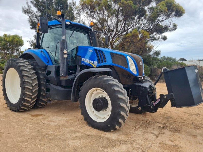 2017 New Holland T8.435 Tractor