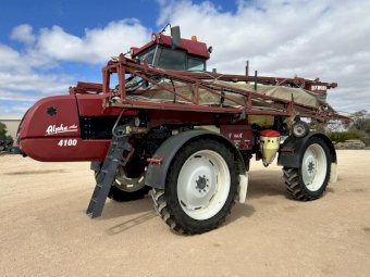 HARDI Alpha 4100 Self Propelled Sprayer