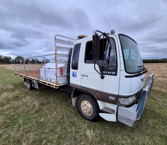 1994 Hino FD Tray Truck