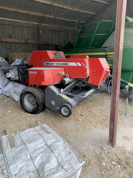 Massey Ferguson MF1840 Small Square Baler