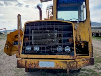 John Deere 762 Scraper
