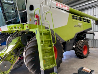 2019 Claas Lexion 760  Header With Convio 1380 Front