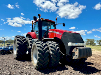 2014 Case IH Magnum 340 Tractor