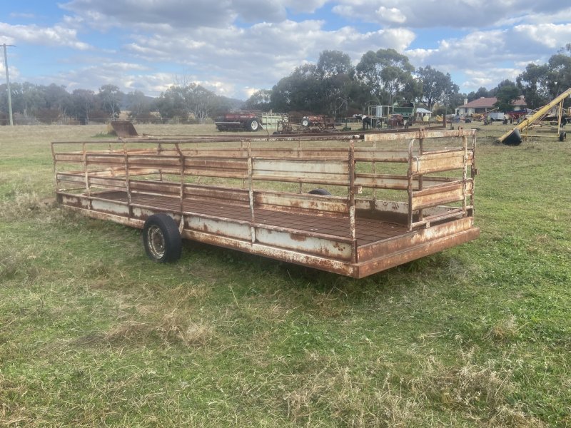 Portable foot rot bath