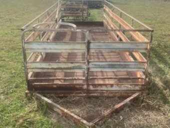 Portable foot rot bath