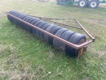 Rubber Tyre roller
