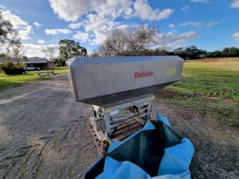 2011 Crump Acacia 2000 Spreader