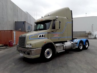 2014 Freightliner CST112
