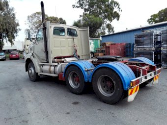1998 Ford HN 80