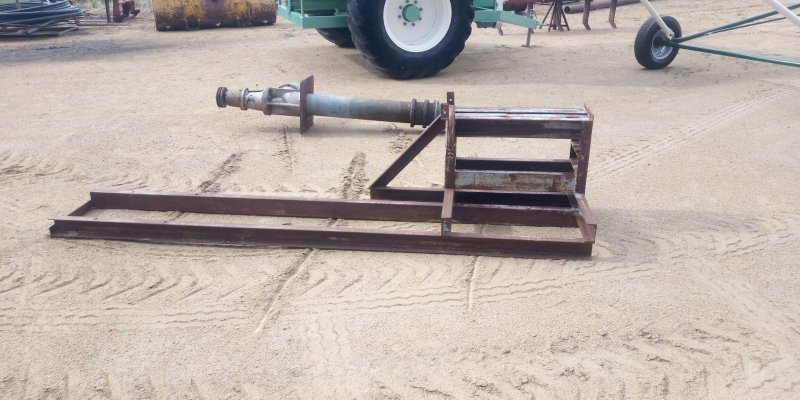 Bates Screw Pump with Frame