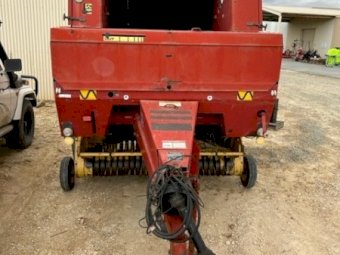 Under Auction - New Holland 648 Round Baler 