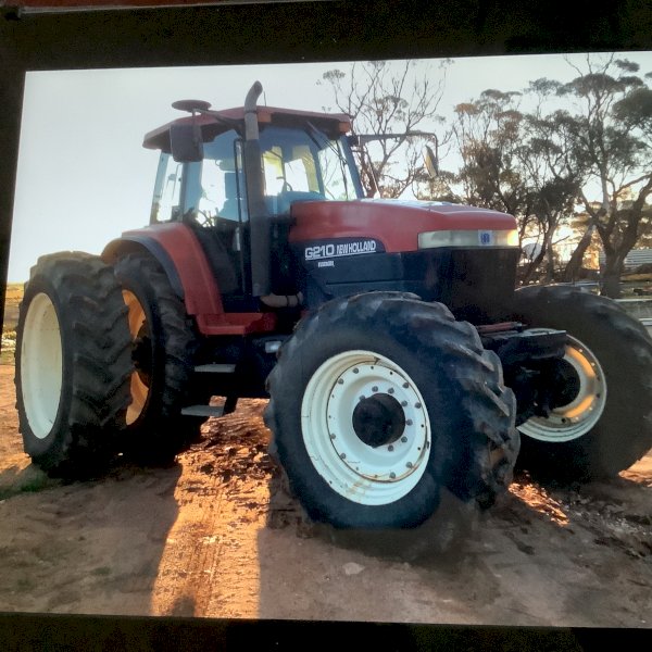 1996 New Holland G210