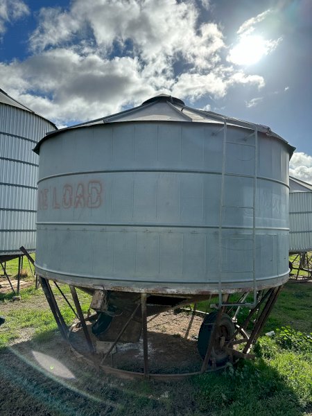 2 Nelson field bins