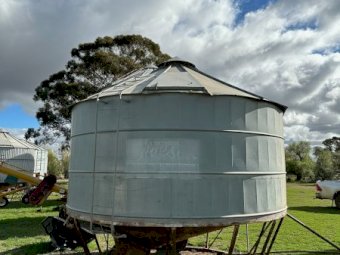 2 Nelson field bins