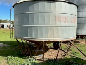 2 Nelson field bins
